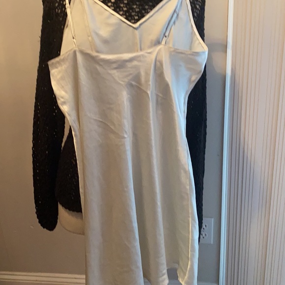 Short nightgown - Picture 3 of 4